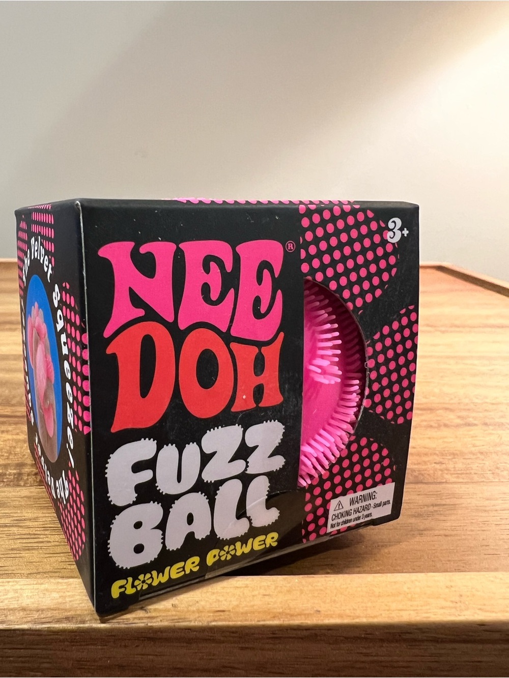 🩷🔥NeeDoh Fuzz Ball Flower Power - Pink. Brand new, the softest squishy🩷🔥